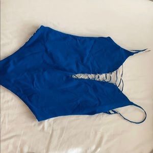 ola feroz araya reversible one piece